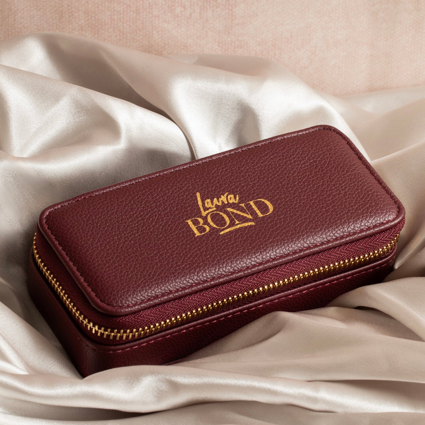 Laura Bond X Stackers Travel Jewellery Box: Burgundy