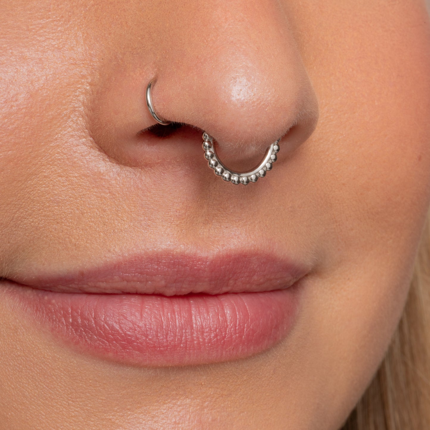 Hayley B Daines X Laura Bond - 9k solid white gold 9mm 16g Sienna hoop for daith or septum