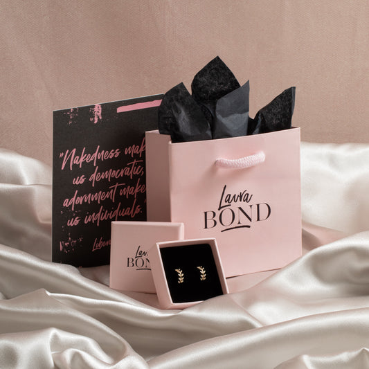 Laura Bond gift bag Laura Bond Maria Tash