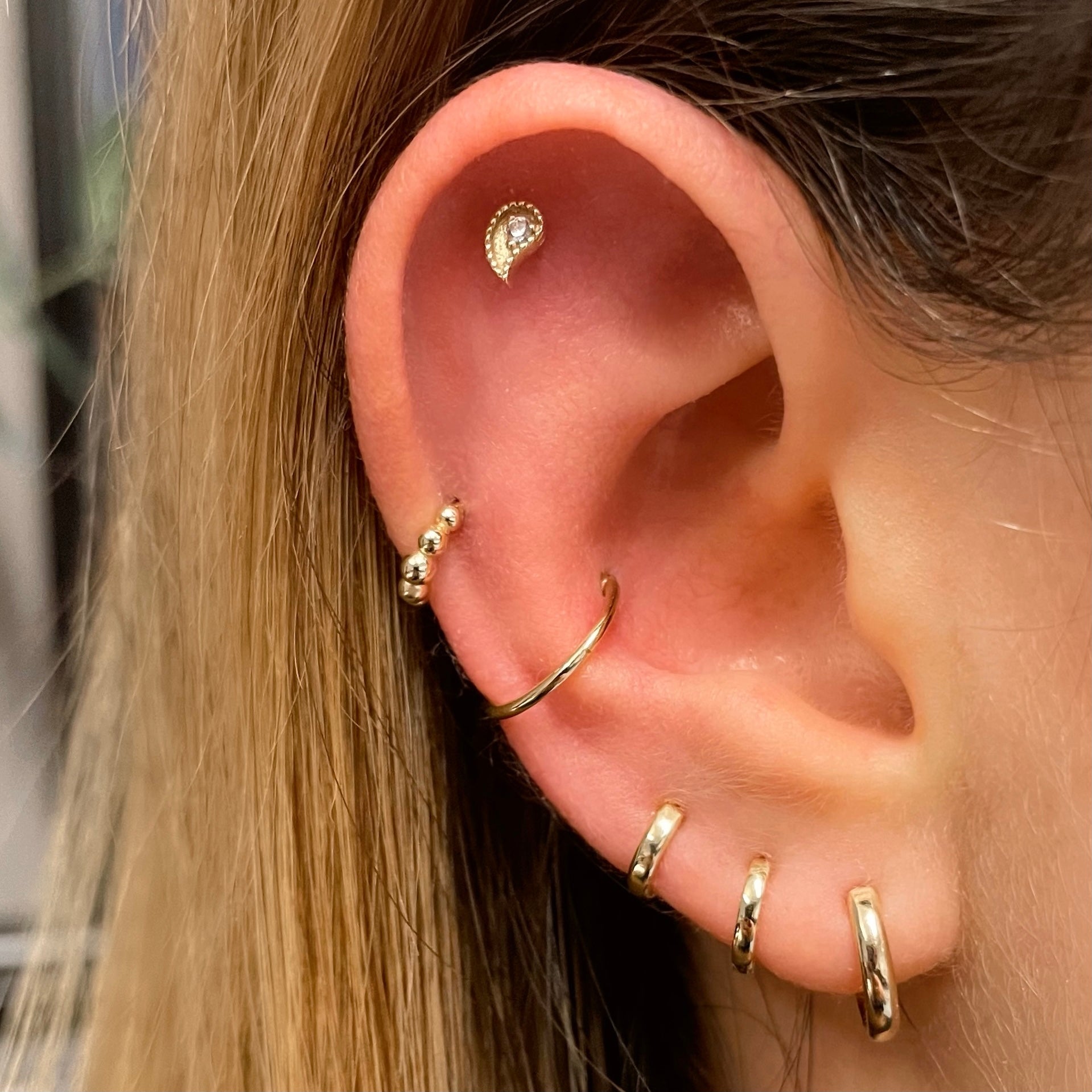 Conch clicker deals hoop